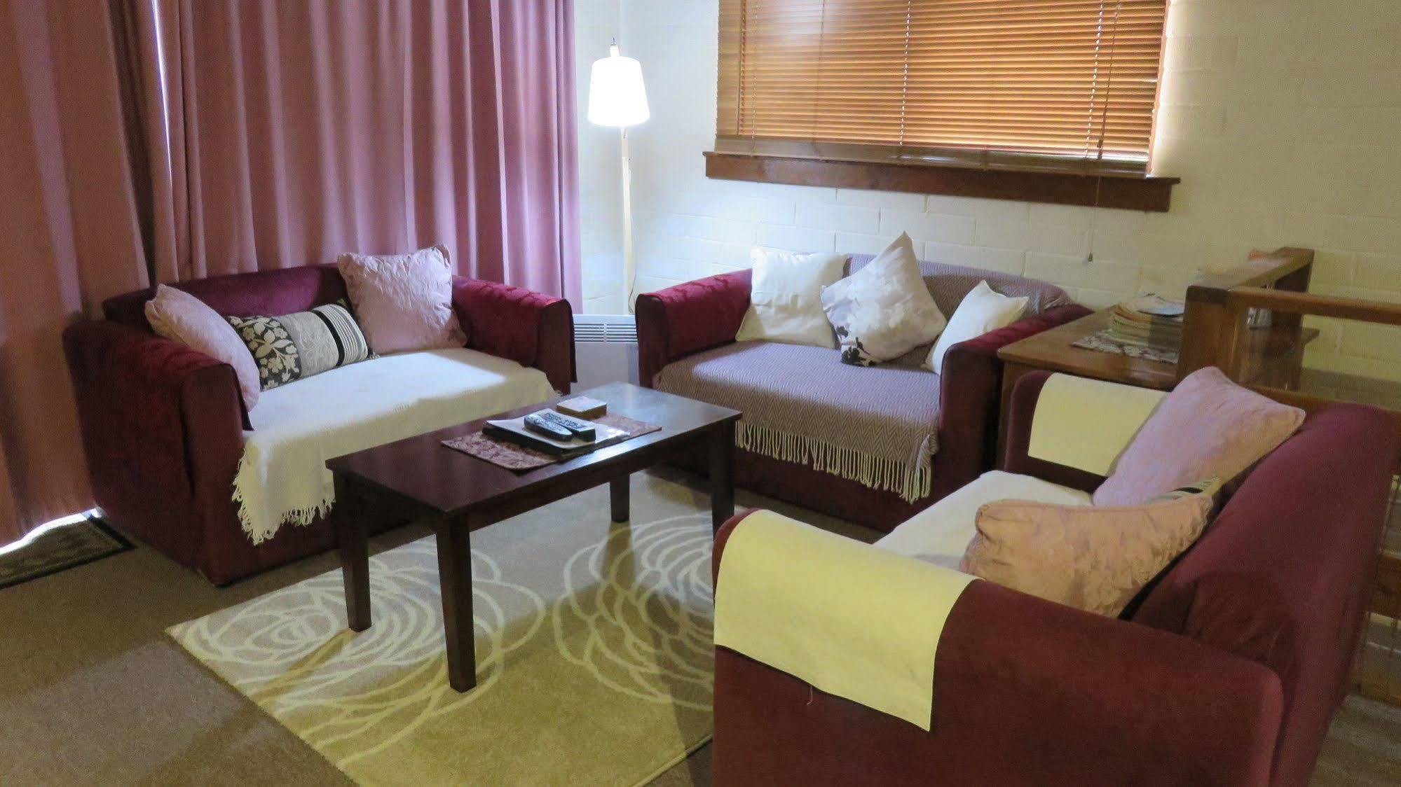 Alpenhorn Holiday Units Mount Beauty Εξωτερικό φωτογραφία